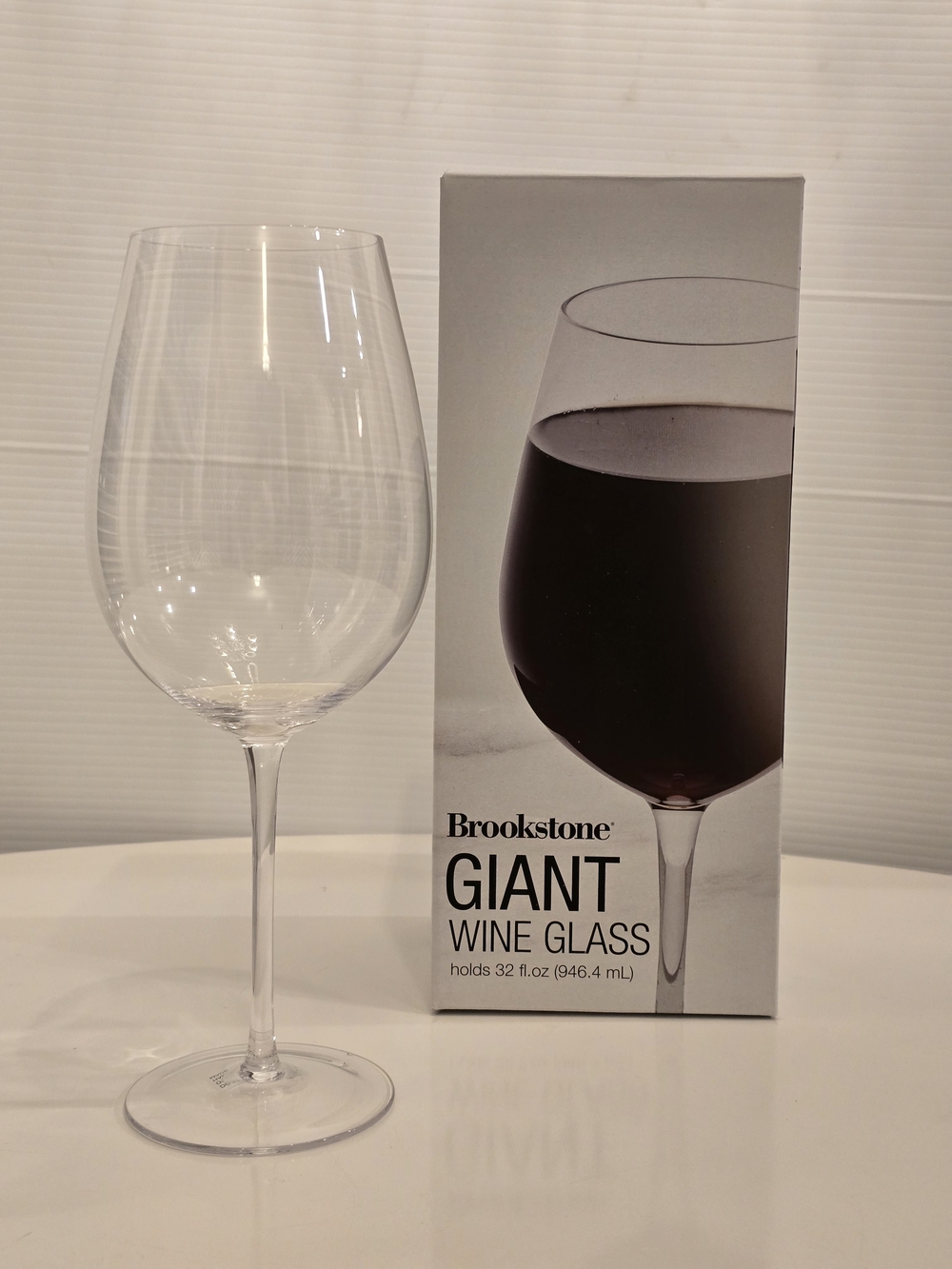 NWT Brookstone Clear Oversized 32 fl oz. Wine Glass